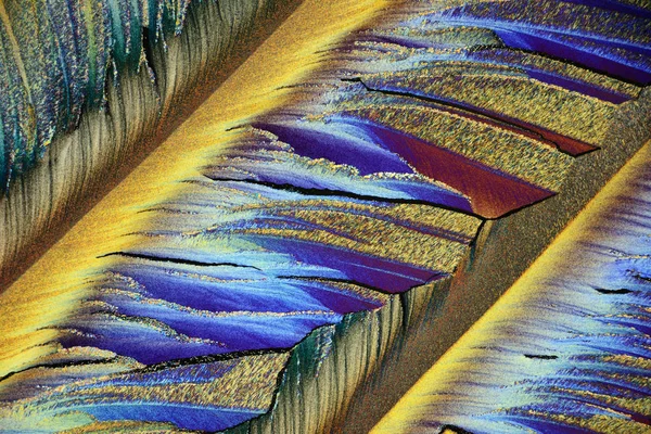 Foto Přes Mikroskop Krystaly Rostou Taveniny Síry Polarizované Světlo Technologie — Stock fotografie