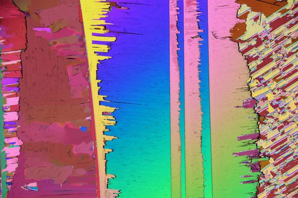 硫黄の融液からの結晶の顕微鏡写真 偏光の光技術 — ストック写真