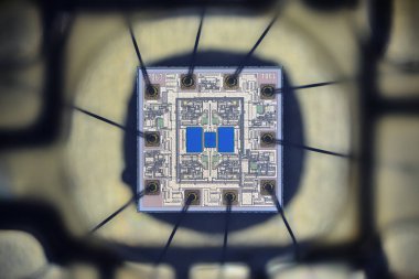 Aşırı yakın çekim silikon mikro çip.