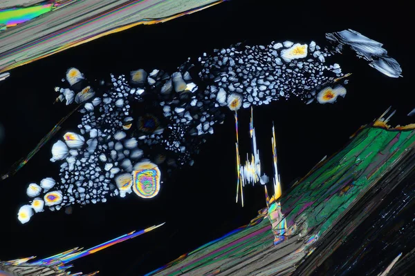 Foto Través Microscopio Cristales Que Crecen Del Derretimiento Del Ácido —  Fotos de Stock