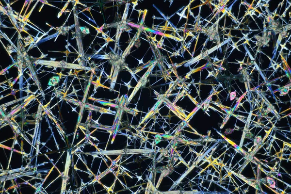 Foto Través Microscopio Cristales Cultivados Partir Una Solución Cucl Alcohol —  Fotos de Stock
