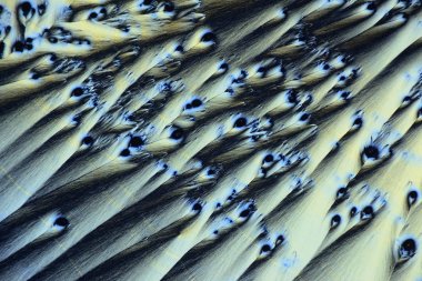 Polarize ışığın renkli mikro kristaller. Bir MICR aracılığıyla fotoğraf