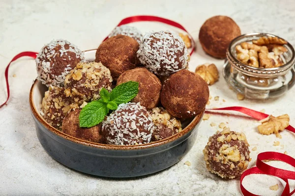 Delicious Chocolate Truffles Biscuit Cakes Shape Balls Traditional Russian Cakes — Stock Photo, Image