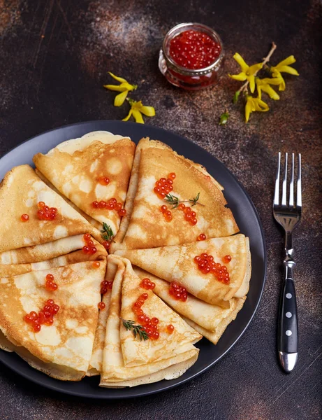 Delicious Thin Pancakes Red Caviar Traditional Russian Cuisine Maslenitsa — Stock Photo, Image