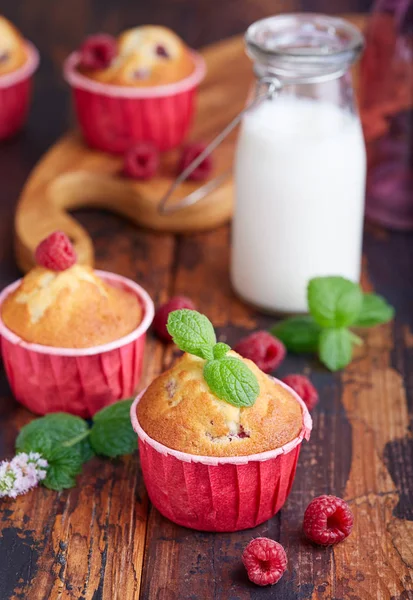 Muffins Com Framboesas Deliciosa Sobremesa Doce Caseira Pausa Para Café — Fotografia de Stock