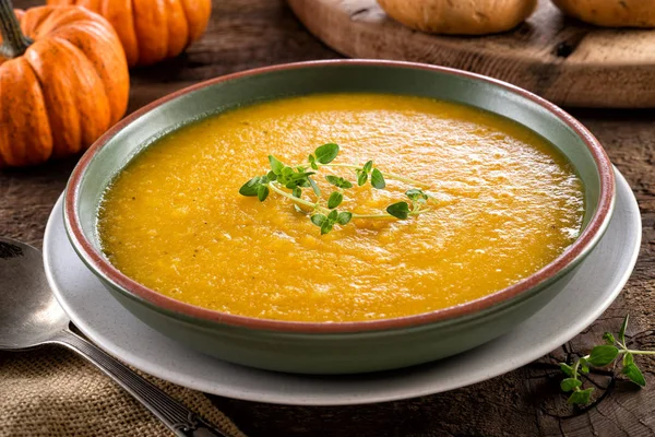 Bowl Delicious Homemade Pumpkin Squash Soup Fresh Thyme Garnish — Stock Photo, Image