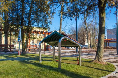 Temalı Meydanı Belchatov, Özgürlük Meydanı'nda