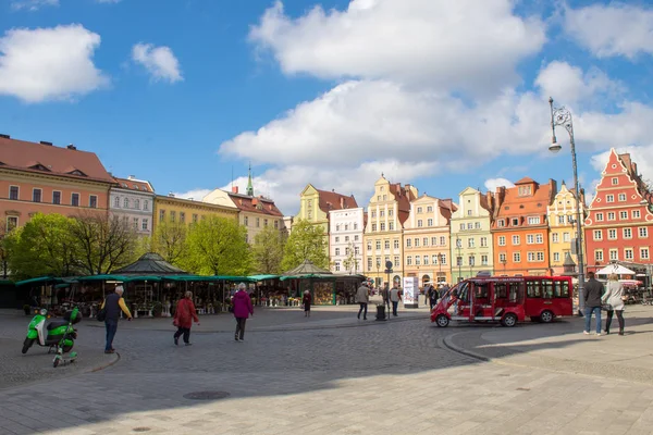 Wrocław Polska Kwietnia 2019 Kolorowa Architektura Słynnego Polskiego Miasta Wrocław — Zdjęcie stockowe