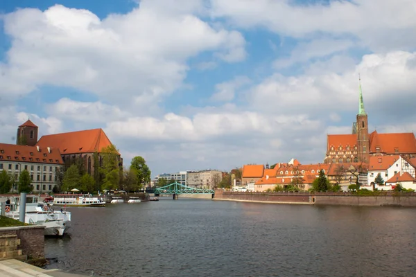 Wroclaw Polonia Abril 2019 Panorama Histórica Ciudad Polaca Reflexión Río — Foto de Stock