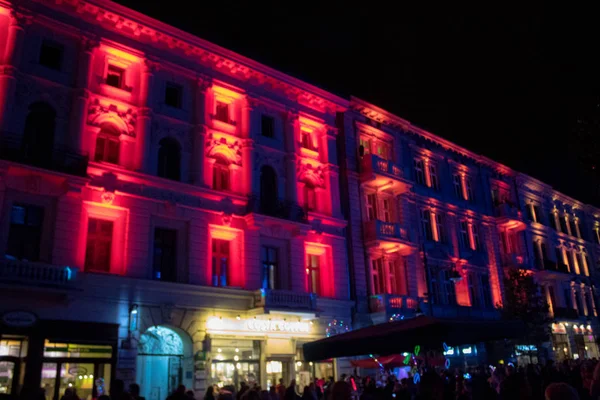 Lodz 2019年9月28日 Ix洛兹世界灯光移动节是一个艺术活动 以特别的方式展示洛兹市 以不同的光线呈现其建筑 — 图库照片