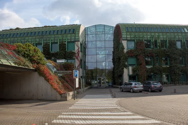 Varšava Polsko Října 2019 Knihovna Varšavské Univerzity Futuristický Park Střeše — Stock fotografie
