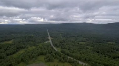 Rusya, güney Urallar, yaz, 200 metre yükseklikten bir quadrocopter tarafından çekilen panorama