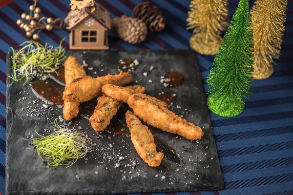 Fried Fish Nuggets Slate Christmas Decor — Stock Photo, Image