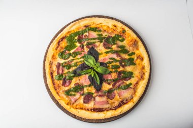 Pizza etli kapatın. Sağlıklı İtalyan yemeği. Üstten Görünüm 