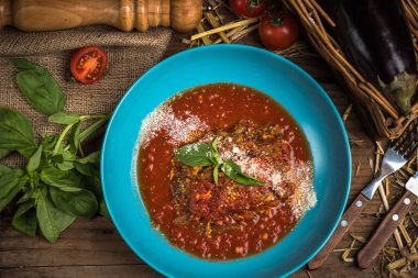 Bolognese sos plaka malzemeler ahşap tablo