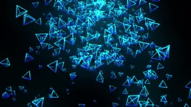 Pyramides bleues sur fond noir. La connexion de la pyramide 3d avec polygonale géométrique. Animation en boucle. Cyberespace. Symbole commercial .