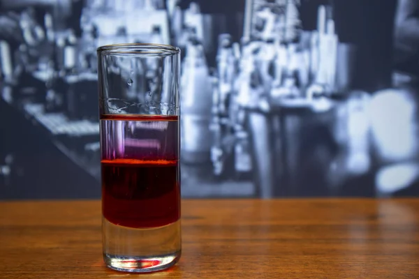 Boyarsky Cocktail Gelaagde Shot Wodka Grenadine — Stockfoto