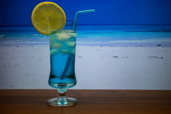 Blue Lagoon Koktajl Highball Słomy — Zdjęcie stockowe