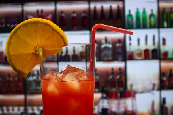 Tequila Sunrise Cocktail Highball Glas Dekoriert Scheibe Orange — Stockfoto