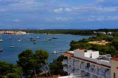      Mallorca sıcak sonbahar                                    