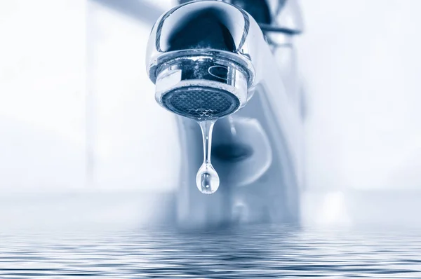 Faucet Water Drop Close — Stock Photo, Image