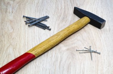 Ahşap çekiç, çivi için araçları.