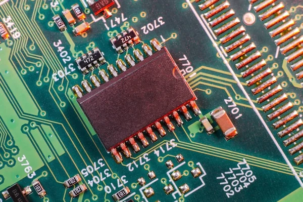 Componentes de placa electrónica, chip digital de placa base. Historia de la ciencia tecnológica . — Foto de Stock