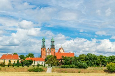 Poznan şehrinde antik tarihi mimari, Polonya.