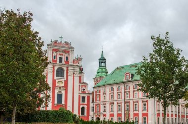 Poznan şehrindeki antik tarihi mimari Polonya