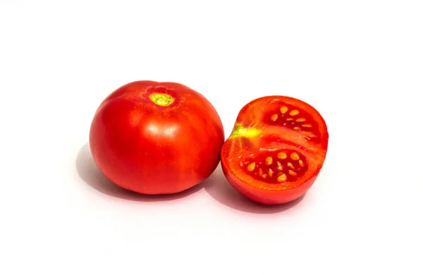 Twee Tomaten Groenten Oogst Geïsoleerd Witte Achtergrond — Stockfoto