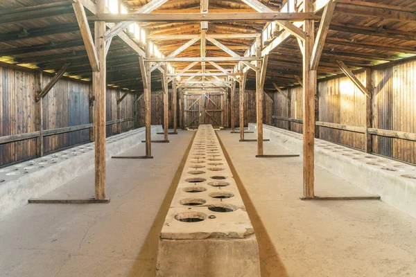 Wnętrze Baraku Muzeum Auschwitz Birkenau Dawniej Używane Jako Niemiecki Obóz — Zdjęcie stockowe