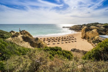 Albufeira, Algarve, Portekiz 'deki Castle plajı.