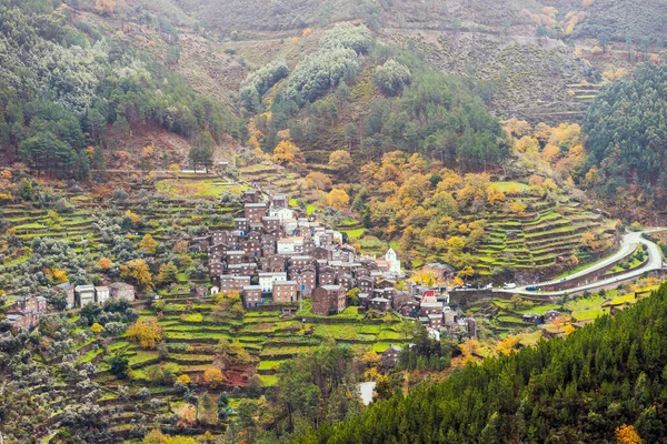 Encantadora Aldeia Montanhosa Chamada Piodao Serra Estrela Portugal — Fotografia de Stock