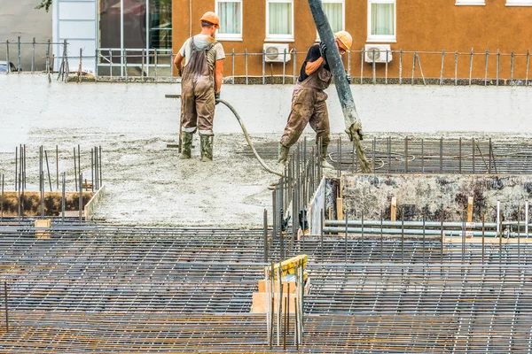 Kiev Ucraina Giugno 2018 Lavoratori Stanno Lavorando Cantiere Sono Corso — Foto Stock