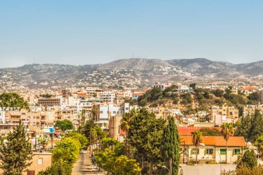 Kıbrıs Paphos şehir görünümünü. Pafos çağ tarihi merkezi ve kültür Adası bilinir. Festivaller ve yıllık diğer olaylar için merkezi olarak çok popüler.