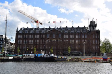 Het scheepvaarthuis - Holland, Hollanda'nın Amsterdam kanalları boyunca tekne turu