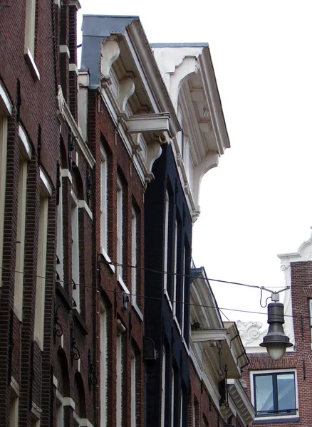 Kijk Schuine Grachtenpanden Rokin Straat Amsterdam Holland Nederland — Stockfoto