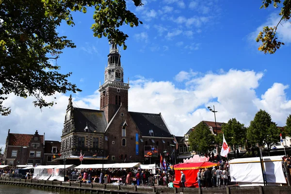 Historisches Gebäude Des Kaasmarktes Der Holländischen Stadt Alkmaar Der Stadt — Stockfoto