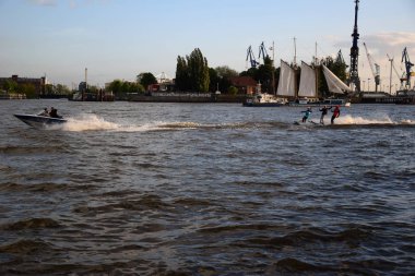 Waterski Göster, Hafengeburtstag St. Pauli-Landungsbrucken 