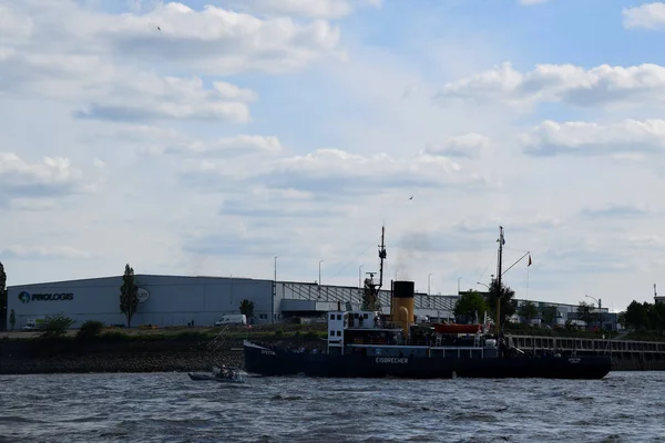 Pauli Landungsbrucken Hafengeburtstag Daki Tekneler — Stok fotoğraf