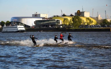 Waterski Göster, Hafengeburtstag St. Pauli-Landungsbrucken 