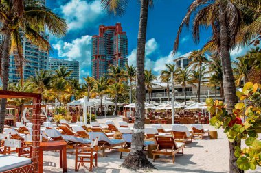 Miami, Florida / ABD - 10 Şubat 2019: Nikki Plaj Kulübü 'nün yanındaki güzel bölgenin fotoğrafı