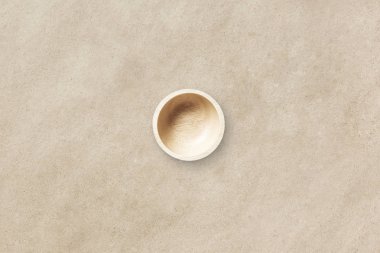 Mutfak eşyaları izole kahverengi kağıt doku arka plan üzerinde