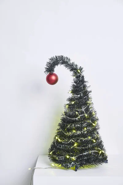 Χριστουγεννιάτικο Δέντρο Έννοια Εσωτερικό Δωμάτιο Διακόσμηση Λευκό Φόντο — Φωτογραφία Αρχείου