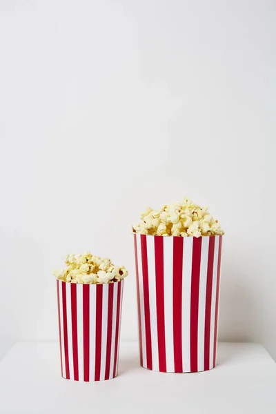 Voll Popcorn Klassisch Gestreifter Box — Stockfoto