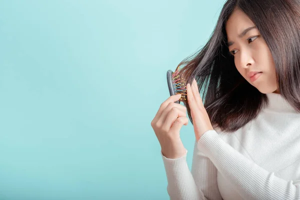 Asiatische Frau Haben Beschädigte Und Gebrochene Haare Haarausfall Trockenes Problem — Stockfoto