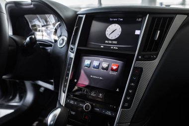 araba iç detayları