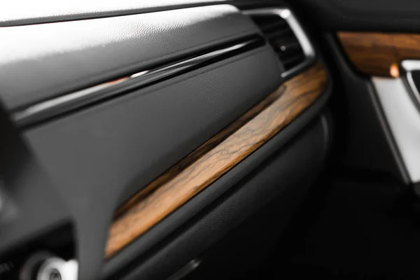 Detalles de elegante interior del coche, interior de cuero — Foto de Stock