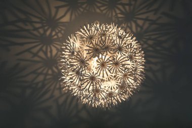 Duvarda modern beyaz lamba, Şık lamba, Duvar Işıkları.