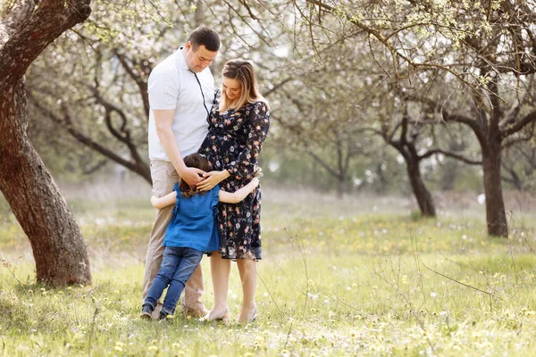 Pregnant Mother Father Hold Hands Daughter Enjoy Nature Walk Spring — Stock Photo, Image